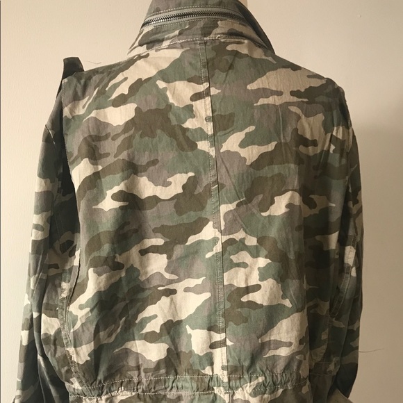 Oversized Camo Jacket - Size M & L - Picture 7 of 7
